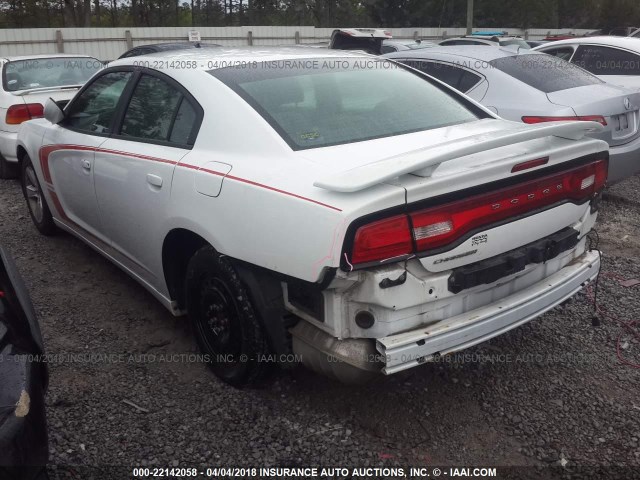 2C3CDXBG4DH509101 - 2013 DODGE CHARGER SE WHITE photo 3