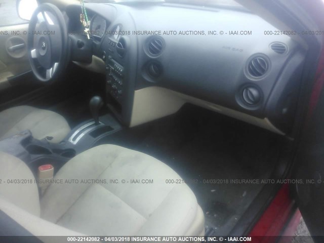 2G2WP552061279237 - 2006 PONTIAC GRAND PRIX RED photo 5