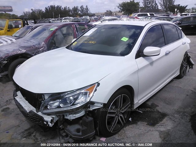 1HGCR2F51HA235404 - 2017 HONDA ACCORD SPORT თეთრი ფოტო 2