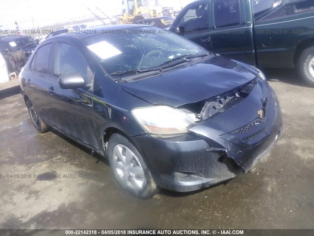 JTDBT923171142258 - 2007 TOYOTA YARIS GRAY photo 1