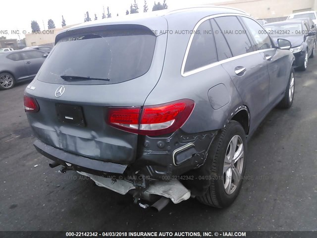 WDC0G4JB5GF067214 - 2016 MERCEDES-BENZ GLC 300 GRAY photo 4