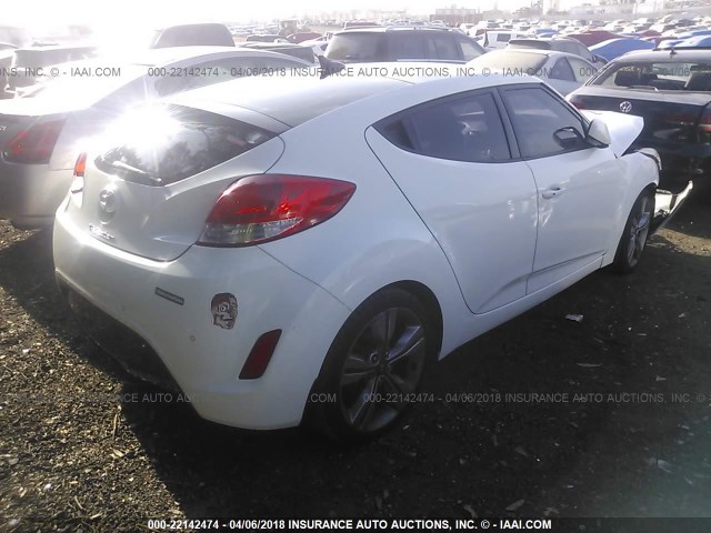 KMHTC6AD5DU123960 - 2013 HYUNDAI VELOSTER WHITE photo 4