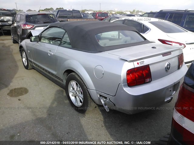 1ZVHT84NX95100800 - 2009 FORD MUSTANG SILVER photo 3