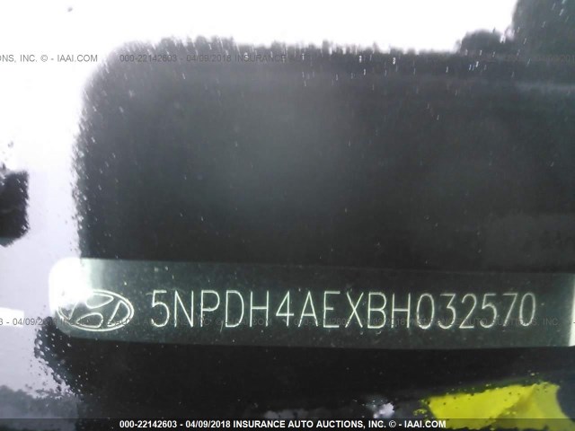 5NPDH4AEXBH032570 - 2011 HYUNDAI ELANTRA GLS/LIMITED WHITE photo 9