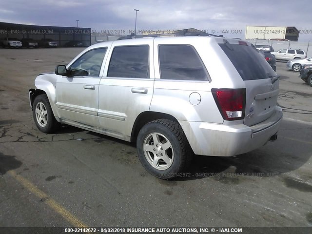 1J8HR58217C552135 - 2007 JEEP GRAND CHEROKEE LIMITED SILVER photo 3