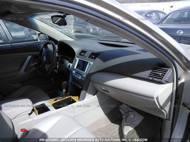 4T1BK46K07U532303 - 2007 TOYOTA CAMRY NEW GENERAT LE/XLE/SE GOLD photo 5