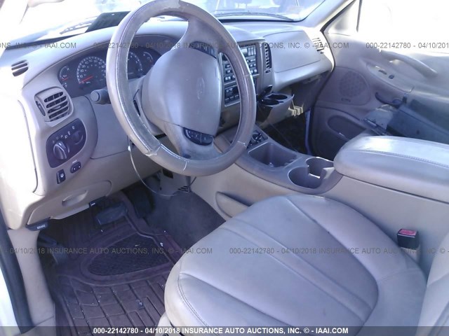 1FMRU17L72LA23354 - 2002 FORD EXPEDITION EDDIE BAUER WHITE photo 5