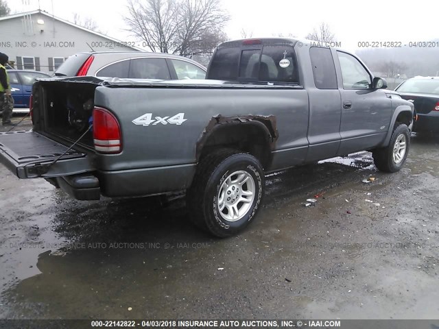 1D7HG12X23S300037 - 2003 DODGE DAKOTA SXT GRAY photo 4