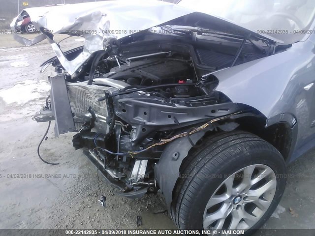 5UXZV4C58BL741214 - 2011 BMW X5 XDRIVE35I Сұр фото 6