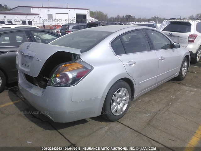 1N4AL2AP9BN473944 - 2011 NISSAN ALTIMA S SILVER photo 4