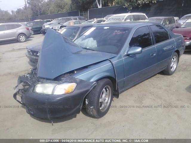 4T1BF28K2YU956007 - 2000 TOYOTA CAMRY LE/XLE BLUE photo 2