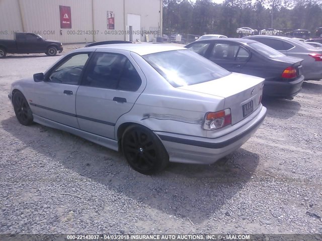 WBACD4324WAV60061 - 1998 BMW 328 I AUTOMATIC ნაცრისფერი ფოტო 3