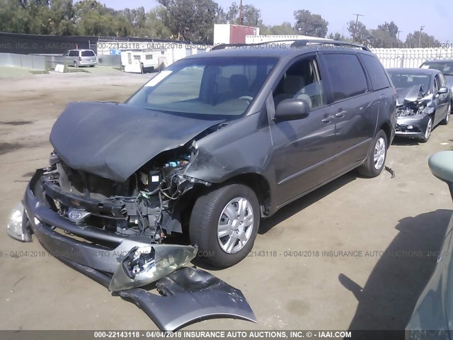 5TDZA23C75S340742 - 2005 TOYOTA SIENNA CE/LE GRAY photo 2