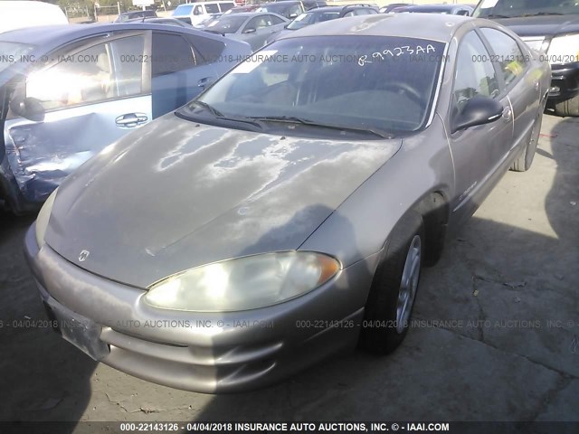 2B3HD46R3YH363308 - 2000 DODGE INTREPID BEIGE photo 2