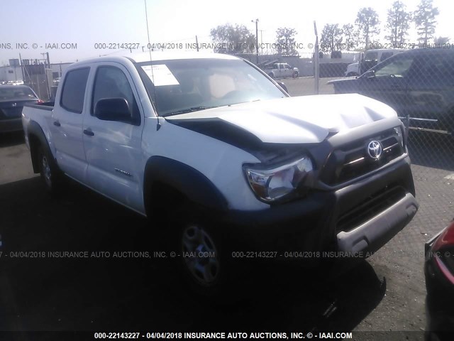 5TFJX4CNXFX056364 - 2015 TOYOTA TACOMA DOUBLE CAB WHITE photo 1