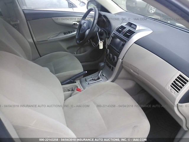 5YFBU4EE8DP155285 - 2013 TOYOTA COROLLA S/LE ოქროსფერი ფოტო 5