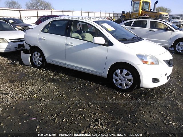 JTDBT903491305359 - 2009 TOYOTA YARIS WHITE photo 1