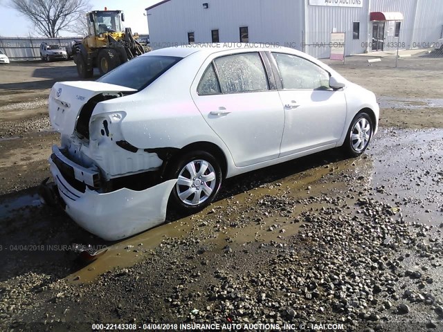 JTDBT903491305359 - 2009 TOYOTA YARIS WHITE photo 4