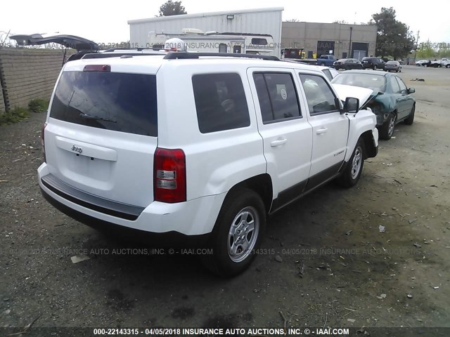 1C4NJPBA4DD186478 - 2013 JEEP PATRIOT SPORT WHITE photo 4