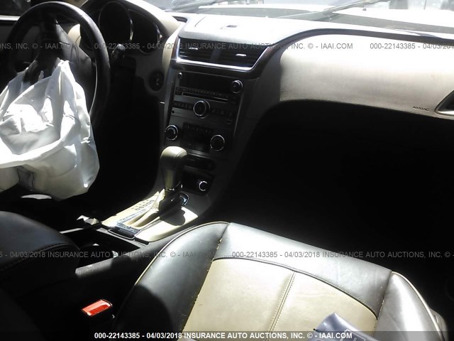 1G1ZE5E74BF318353 - 2011 CHEVROLET MALIBU LTZ BROWN photo 5