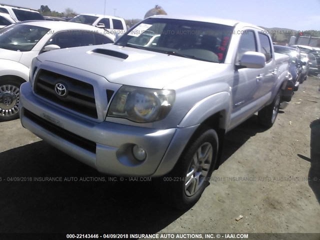 3TMJU62N19M077703 - 2009 TOYOTA TACOMA DOUBLE CAB PRERUNNER SILVER photo 2