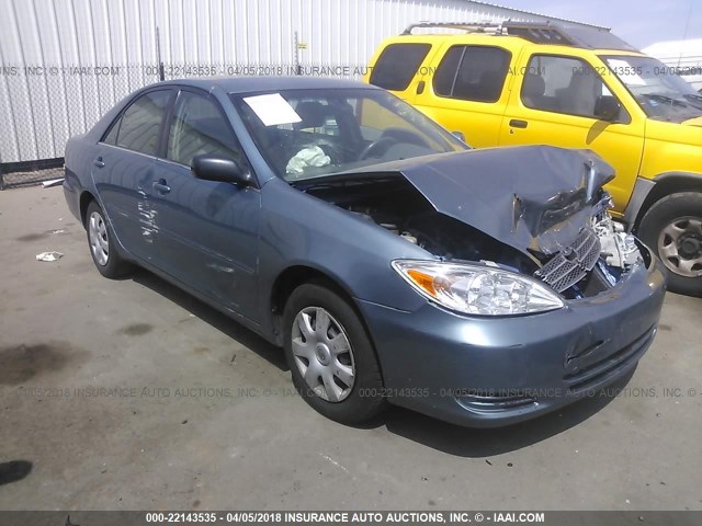 4T1BE32K43U735101 - 2003 TOYOTA CAMRY LE/XLE/SE BLUE photo 1