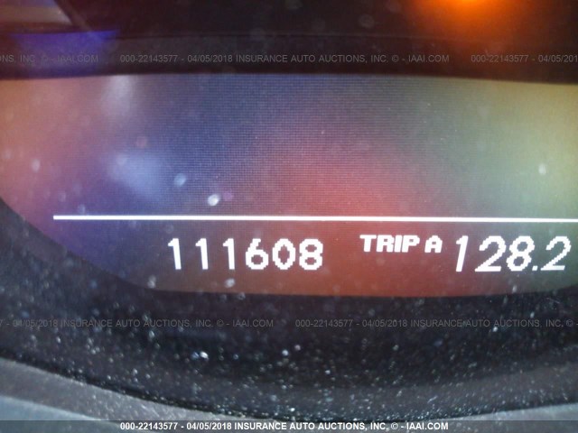 JH4KB16576C006945 - 2006 ACURA RL WHITE photo 7