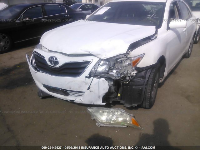 4T1BF3EK4BU596353 - 2011 TOYOTA CAMRY SE/LE/XLE WHITE photo 6