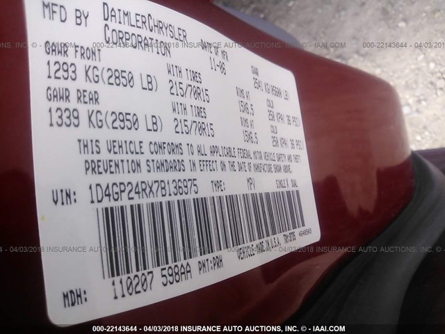 1D4GP24RX7B136975 - 2007 DODGE GRAND CARAVAN SE MAROON photo 9