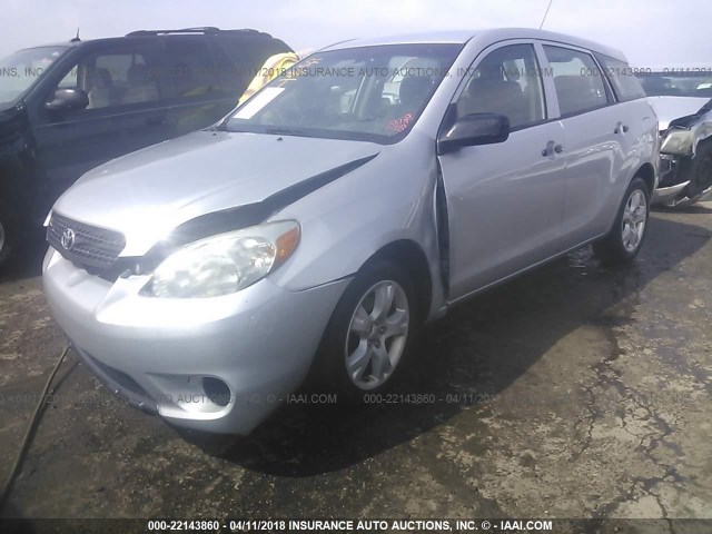 2T1KR32E07C662119 - 2007 TOYOTA COROLLA MATRIX XR SILVER photo 2
