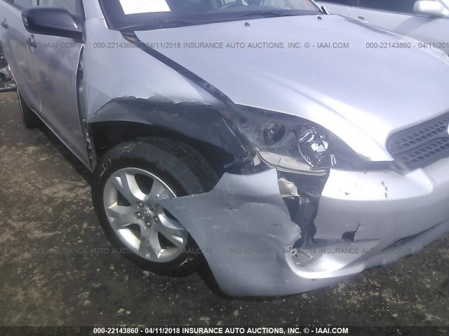 2T1KR32E07C662119 - 2007 TOYOTA COROLLA MATRIX XR SILVER photo 6