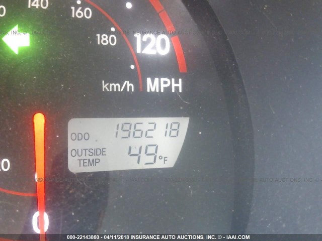 2T1KR32E07C662119 - 2007 TOYOTA COROLLA MATRIX XR SILVER photo 7