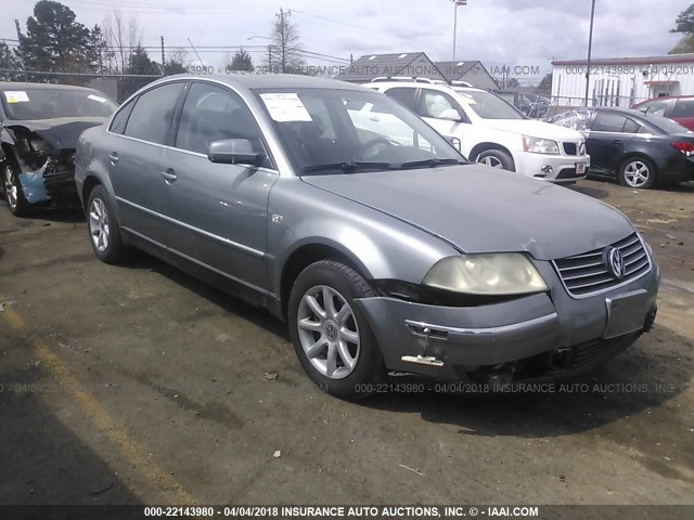 WVWPD63B04E166451 - 2004 VOLKSWAGEN PASSAT GLS SILVER photo 1