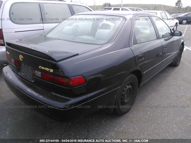 4T1BG22K2XU477719 - 1999 TOYOTA CAMRY CE/LE/XLE 黑色 照片 4