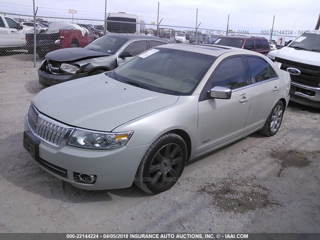 3LNHM28T17R615258 - 2007 LINCOLN MKZ WHITE photo 2