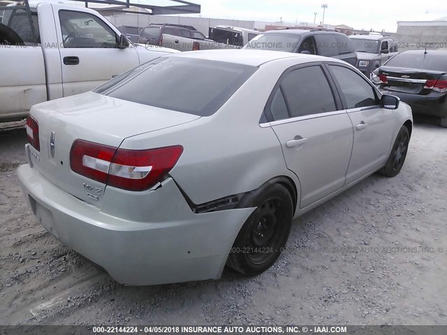 3LNHM28T17R615258 - 2007 LINCOLN MKZ WHITE photo 4