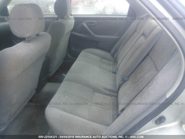 4T1BG22K71U861261 - 2001 TOYOTA CAMRY CE/LE/XLE 银色 照片 8