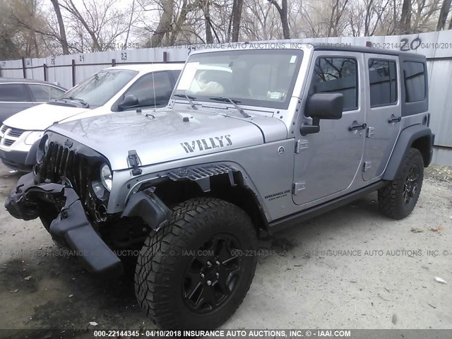 1C4BJWDG5FL591059 - 2015 JEEP WRANGLER UNLIMITE SPORT SILVER photo 2