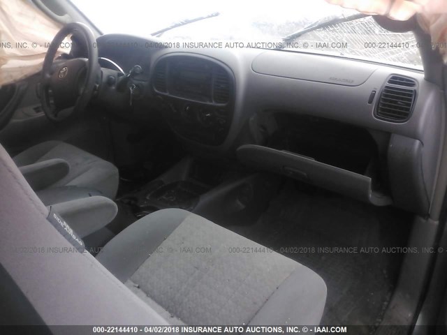 5TBDT44106S518661 - 2006 TOYOTA TUNDRA DOUBLE CAB SR5 GRAY photo 5