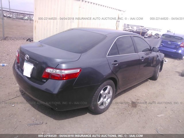 4T1BE46K37U137278 - 2007 TOYOTA CAMRY NEW GENERAT CE/LE/XLE/SE GRAY photo 4