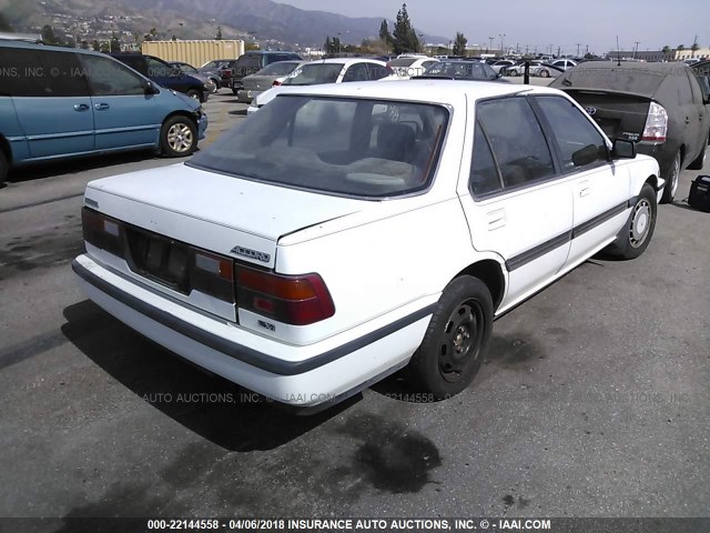 JHMCA5549KC020279 - 1989 HONDA ACCORD LXI WHITE photo 4