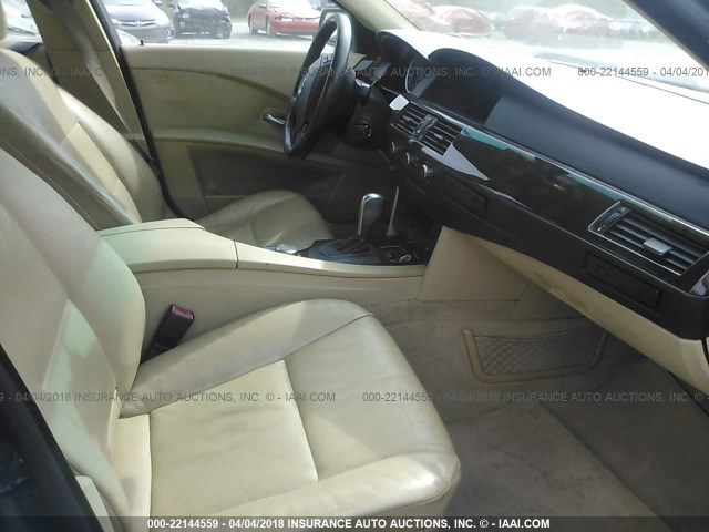 WBANF73527CU23348 - 2007 BMW 530 XI BLACK photo 5