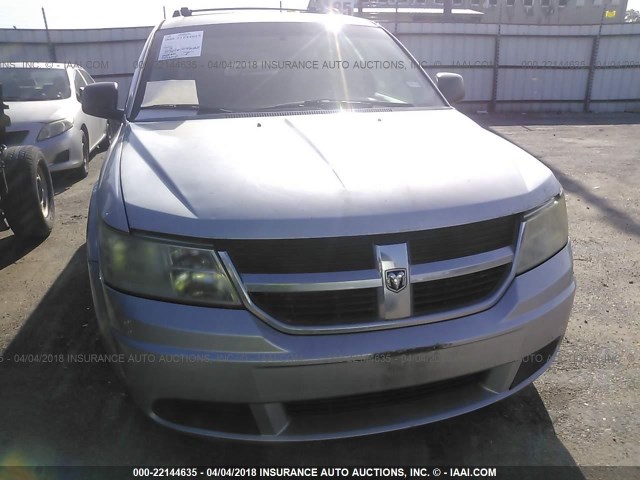 3D4GG47B29T133788 - 2009 DODGE JOURNEY SE SILVER photo 6