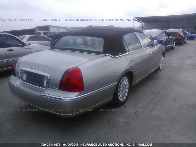 1LNHM81W23Y613635 - 2003 LINCOLN TOWN CAR EXECUTIVE Champagne photo 4