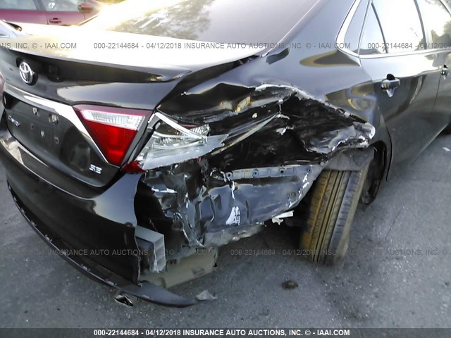 4T1BF1FK7FU065088 - 2015 TOYOTA CAMRY LE/XLE/SE/XSE BLACK photo 6