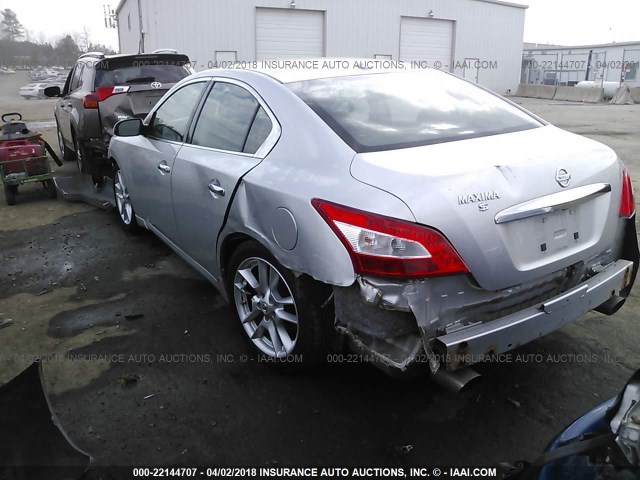 1N4AA5AP5AC845863 - 2010 NISSAN MAXIMA S/SV SILVER photo 3