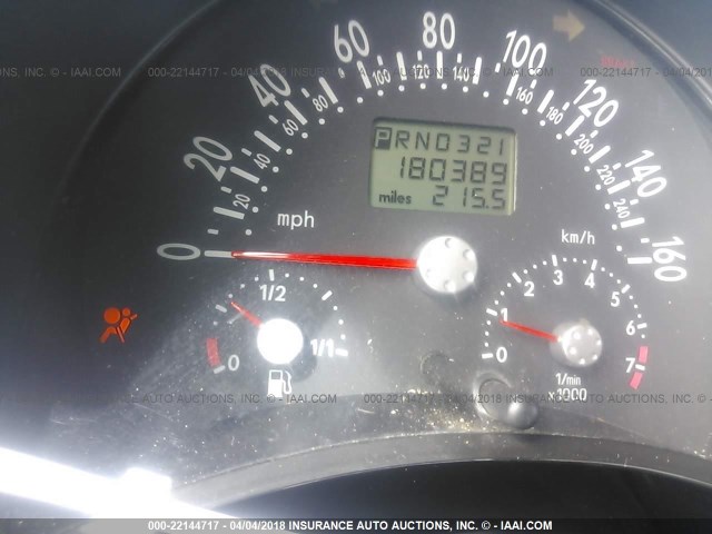 3VWDD21C12M411978 - 2002 VOLKSWAGEN NEW BEETLE GLX 银色 照片 7