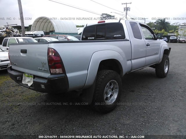 5TEUU42N15Z137638 - 2005 TOYOTA TACOMA ACCESS CAB SILVER photo 4