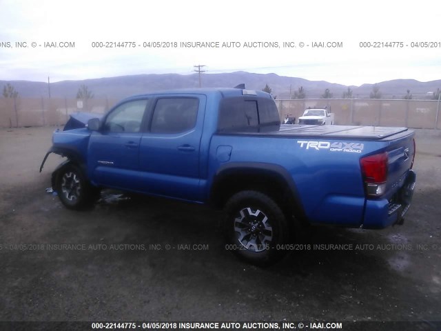 3TMCZ5AN4HM088344 - 2017 TOYOTA TACOMA DBL CAB/SR/TRDSPT/OR/PRO ლურჯი ფოტო 3