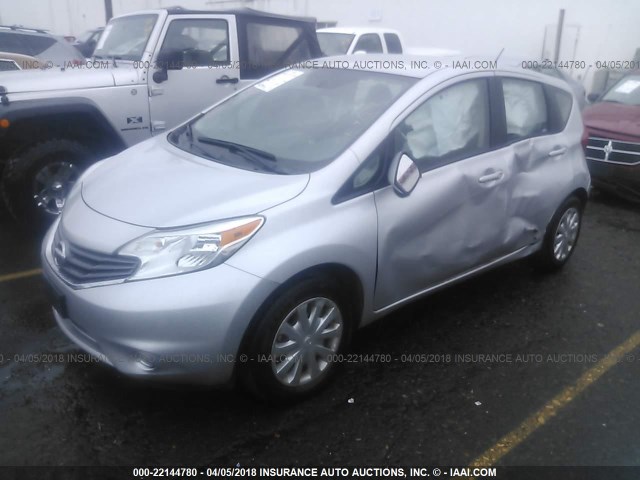 3N1CE2CP5FL415798 - 2015 NISSAN VERSA NOTE S/S PLUS/SV/SL/SR SILVER photo 2